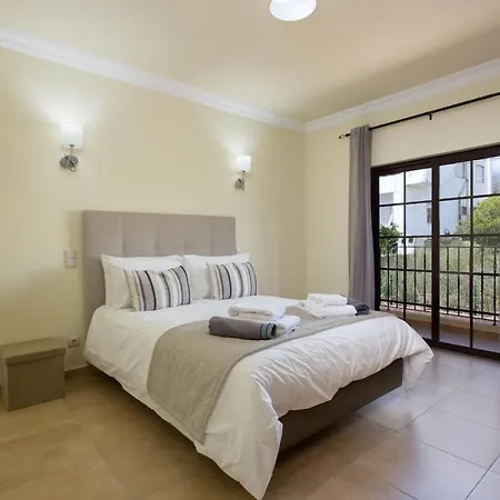 Charming Townhouse In Silves, Algarve Silves